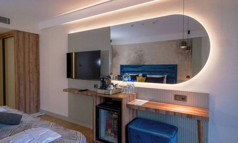 Ada Port Hotel