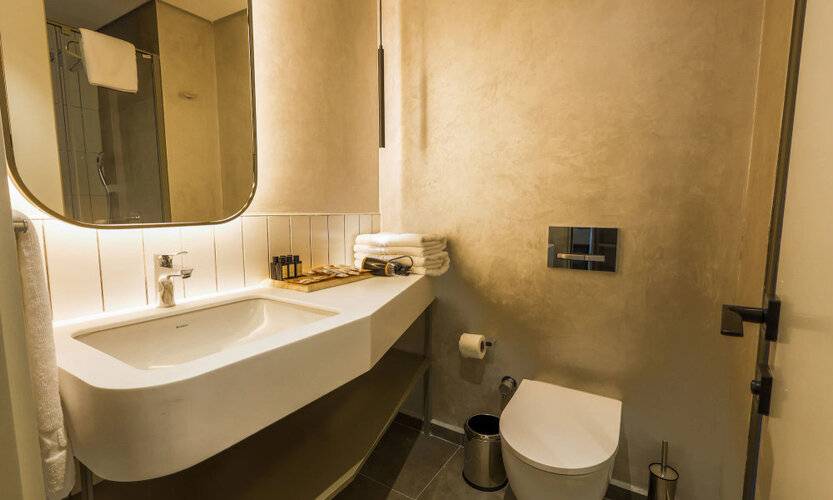 Four Hills Hotel (Adults Only 12+)
