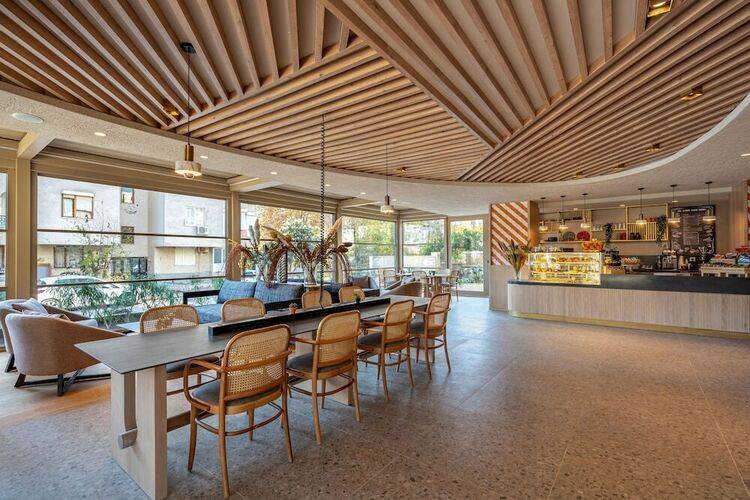 Oli Hotel And Suites