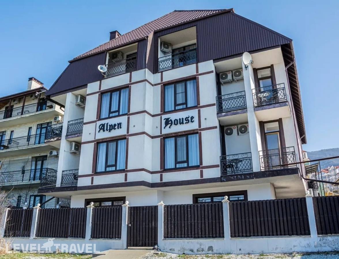 Отель Alpen House — Геленджик, Россия