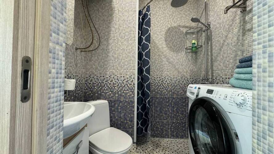 Квартиры С Балконами И Видом На Горы На Мелетяна 5а