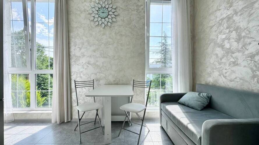 Квартиры С Балконами И Видом На Горы На Мелетяна 5а