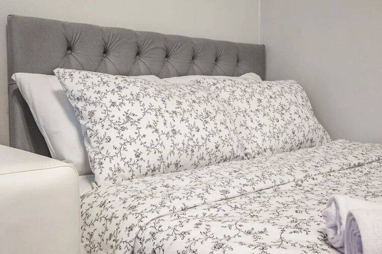 Апартаменты Украинский Бульвар 6