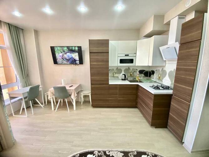 Квартира Изумрудная 38