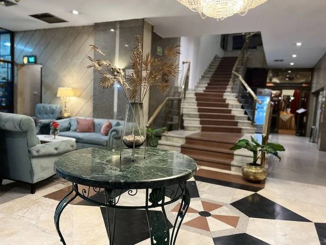 Santana Hotel