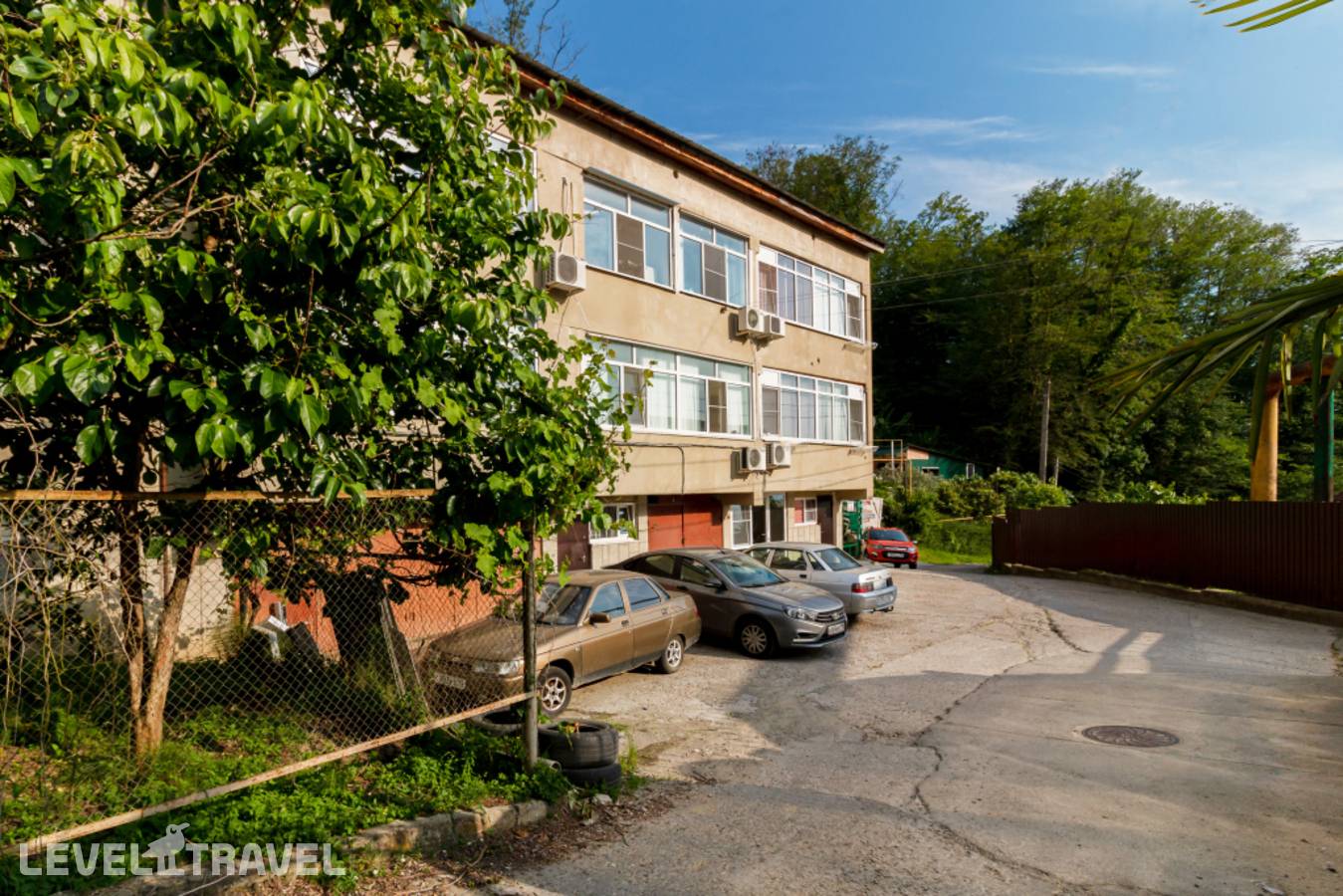 фотографии отеля Квартира Студия Небольшая И Комфортная В Мкр. Кудепста в Россия(Адлер) - фото №12