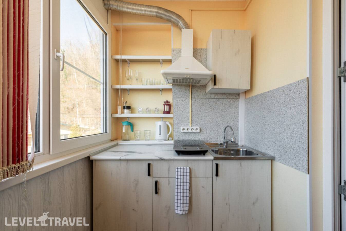 фотографии отеля Квартира Студия Небольшая И Комфортная В Мкр. Кудепста в Россия(Адлер) - фото №2