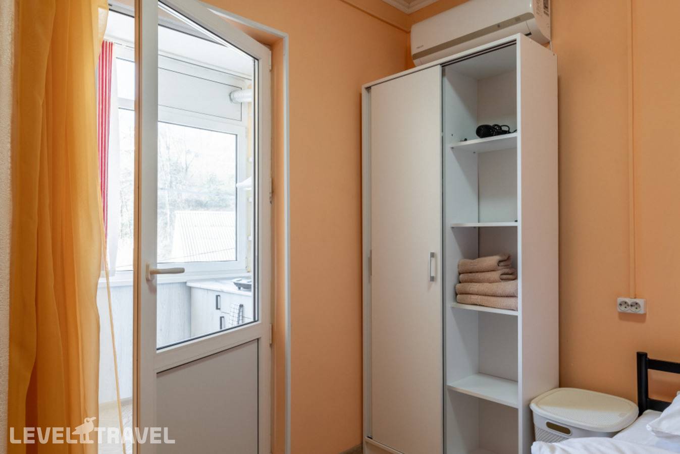 фотографии отеля Квартира Студия Небольшая И Комфортная В Мкр. Кудепста в Россия(Адлер) - фото №8