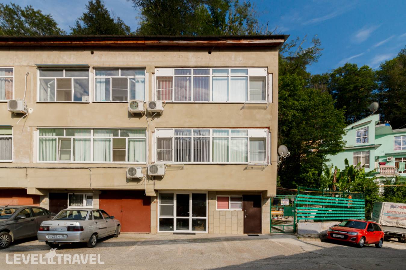 фотографии отеля Квартира Студия Небольшая И Комфортная В Мкр. Кудепста в Россия(Адлер) - фото №11