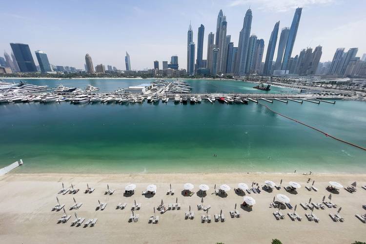 Апартаменты Marina Vista Emaar Beachfront