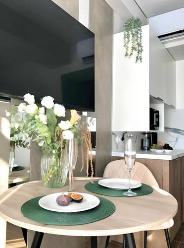 Апартаменты Ак Миррор На Учительской