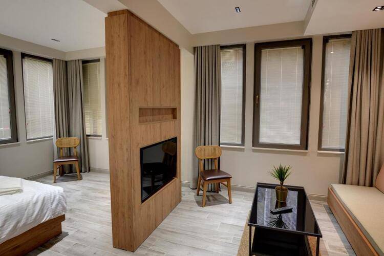 21 Rooms Hotel