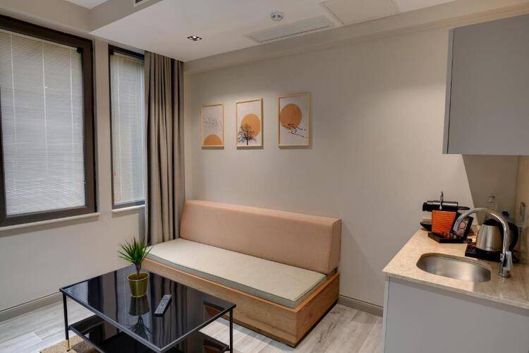 21 Rooms Hotel