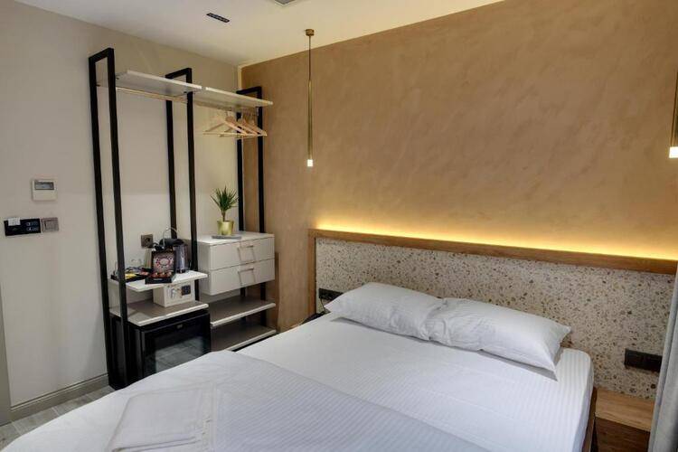 21 Rooms Hotel