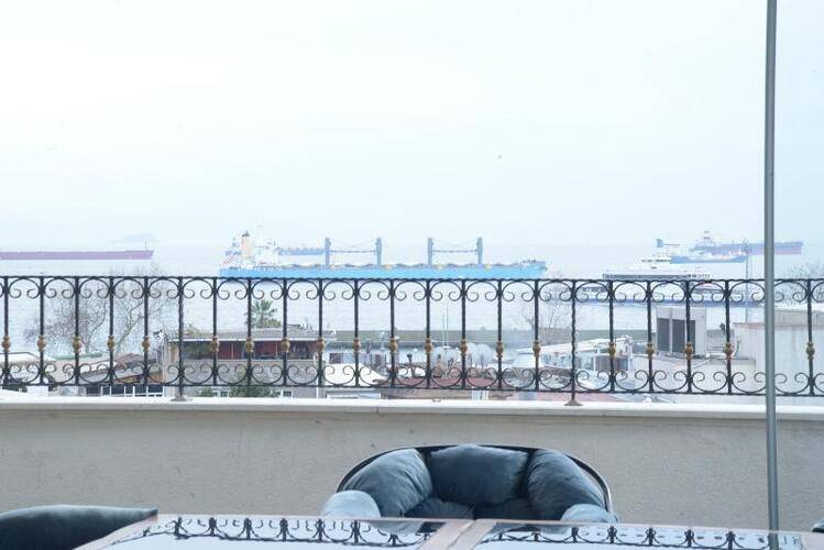 Nova City Hotel