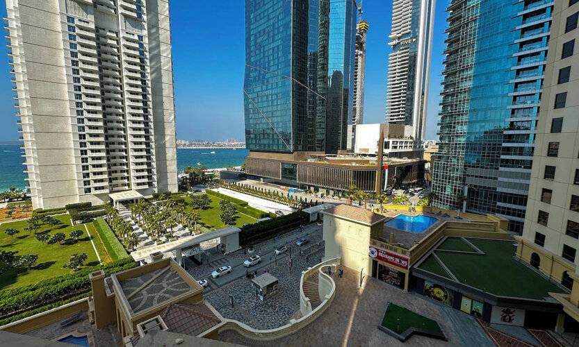 Bollywood Beach Hostel