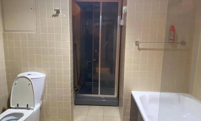 Bollywood Beach Hostel