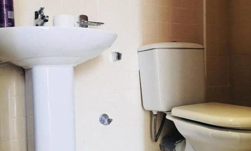 Bollywood Beach Hostel