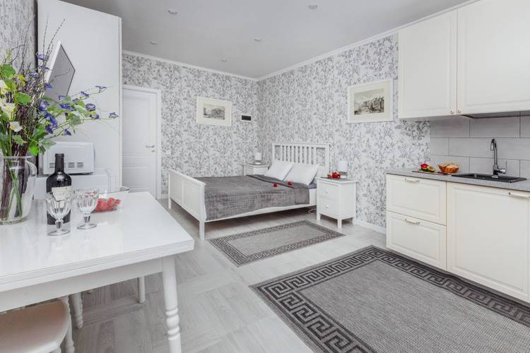 Апартаменты Солнечная Студия Со Своим Двориком