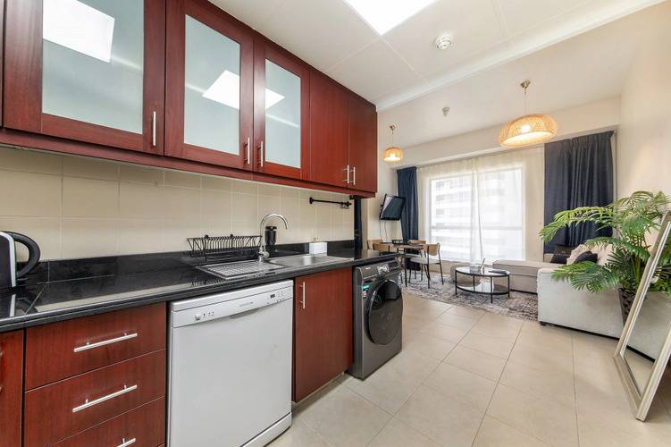 Excellent 1bdr At Bahar 6