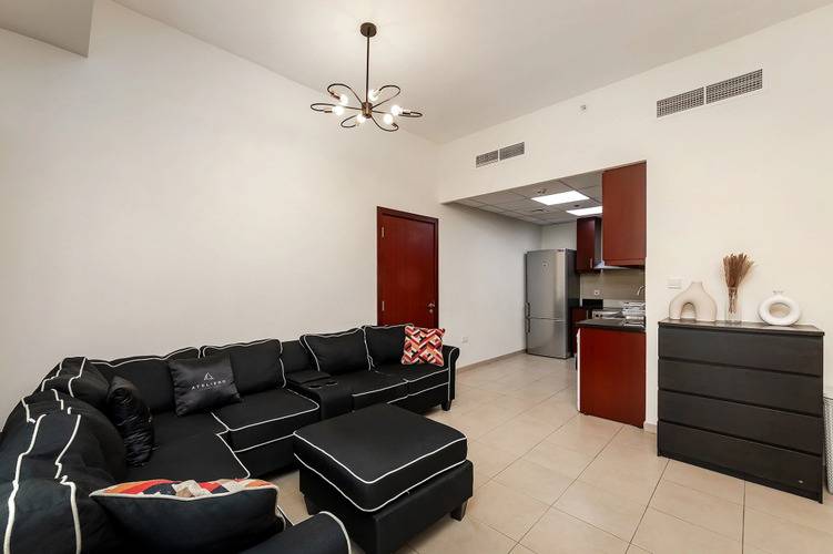 Excellent 1bdr At Bahar 6