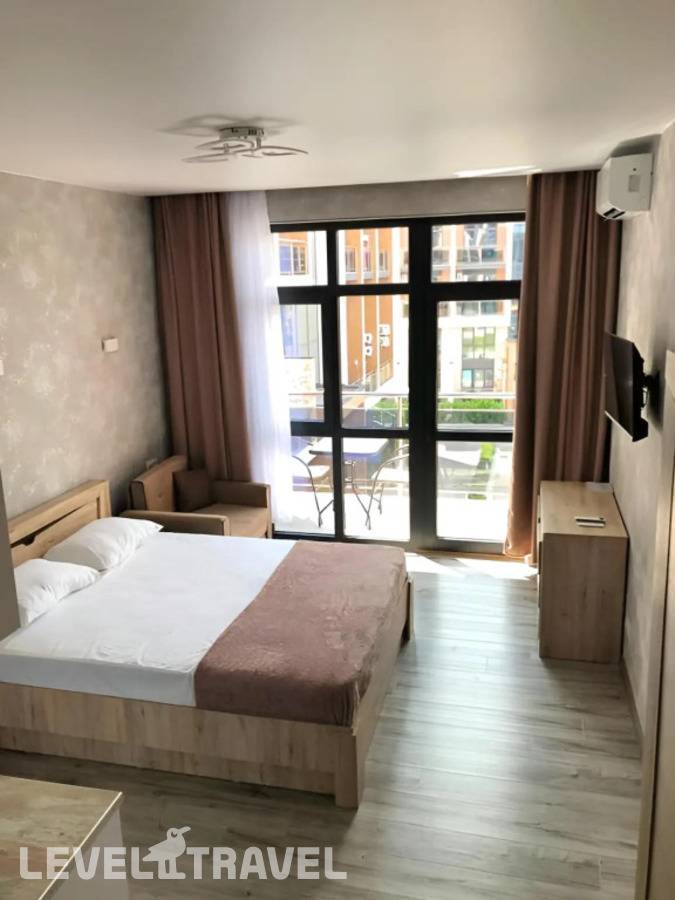 фотографии отеля Квартира-Студия В Жк Морской Квартал в Россия(Вардане) - фото №1