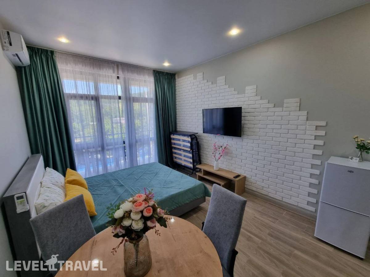 фотографии отеля Квартира Студия С Бассейном Жк Морской Квартал Г8 в Россия(Вардане) - фото №1