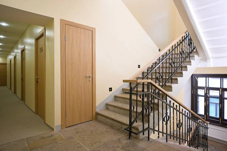 Mirum Hotel