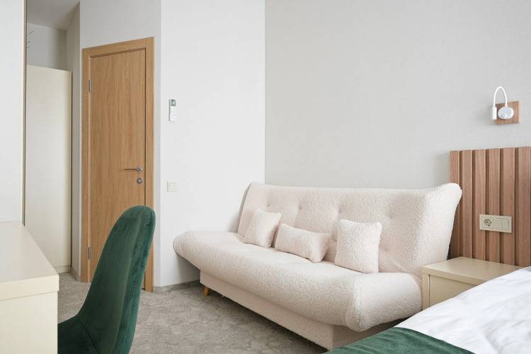 Mirum Hotel