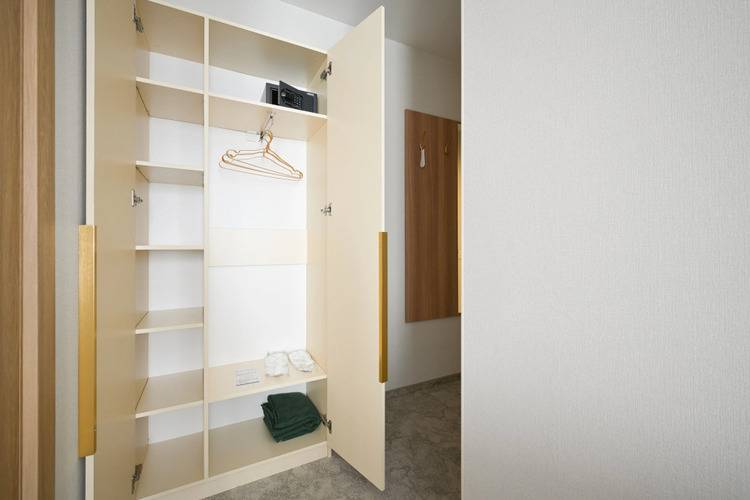 Mirum Hotel