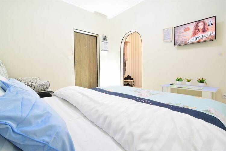Апартаменты Lion Apartments На Александра Усольцева 30