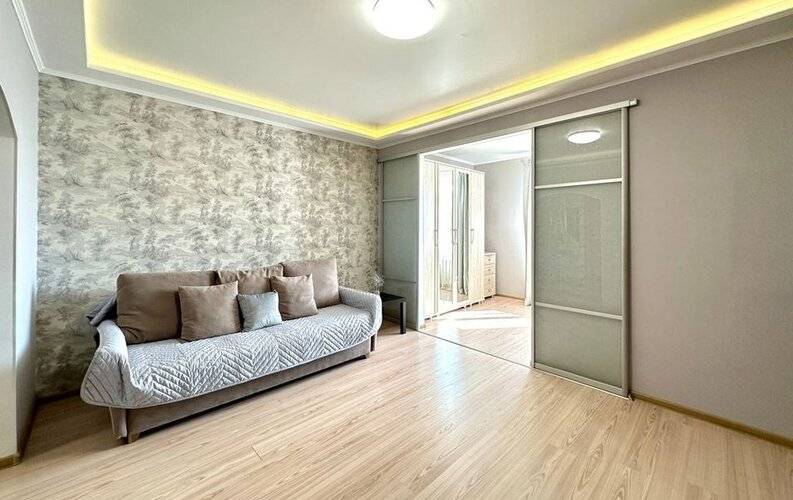 Apartments Compass Group (Апартаменты Компас Групп) На Циолковского 9к1