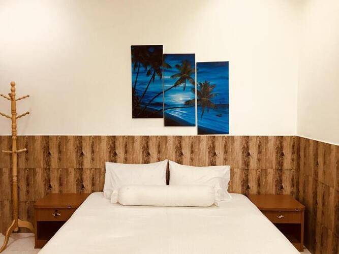 Arora Inn