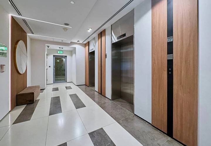 Апартаменты Bnbme Claren Tower Studio