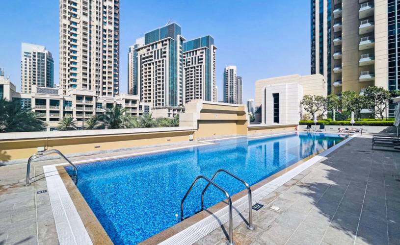 Апартаменты Bnbme Claren Tower Studio