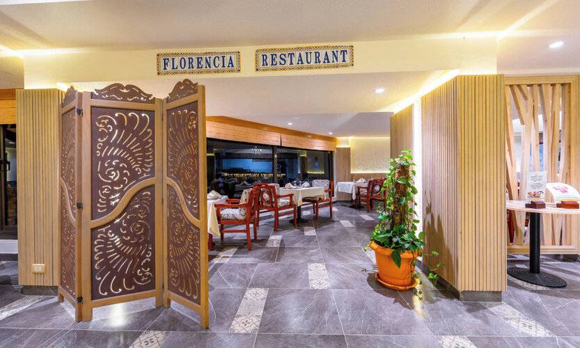 Flamenco Beach And Resort