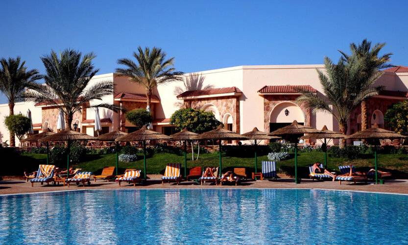 Flamenco Beach And Resort