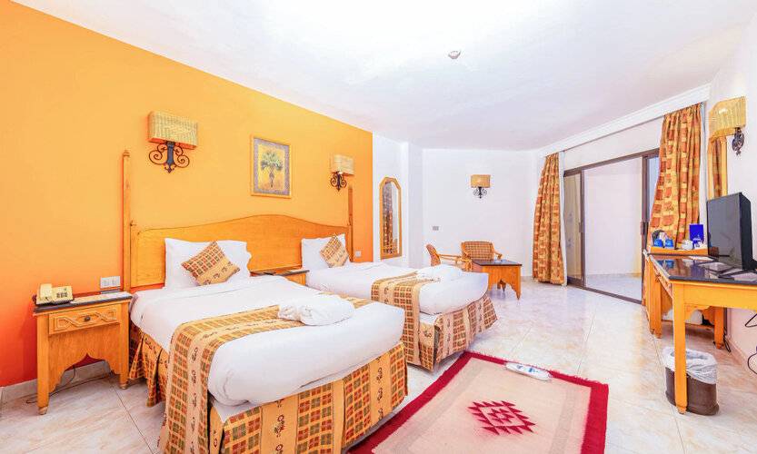 Flamenco Beach And Resort