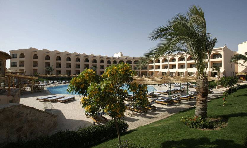 Flamenco Beach And Resort