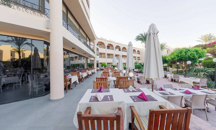 Flamenco Beach And Resort