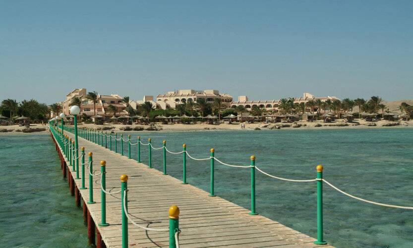 Flamenco Beach And Resort