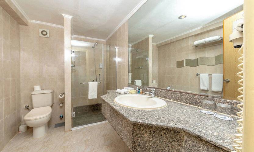 Flamenco Beach And Resort