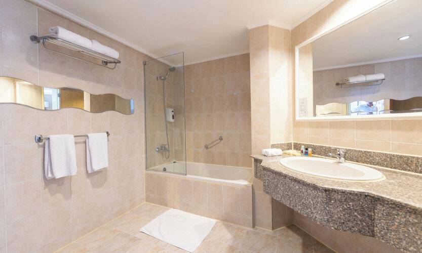 Flamenco Beach And Resort