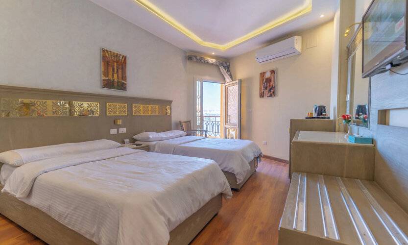 Lotus Luxor Hotel