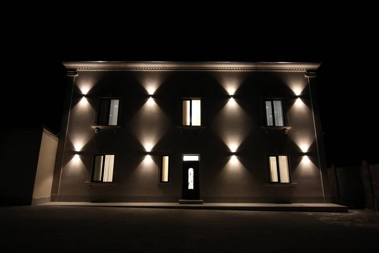 Louvre Home