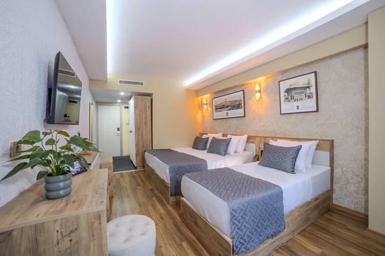 Ozer Palace Hotel