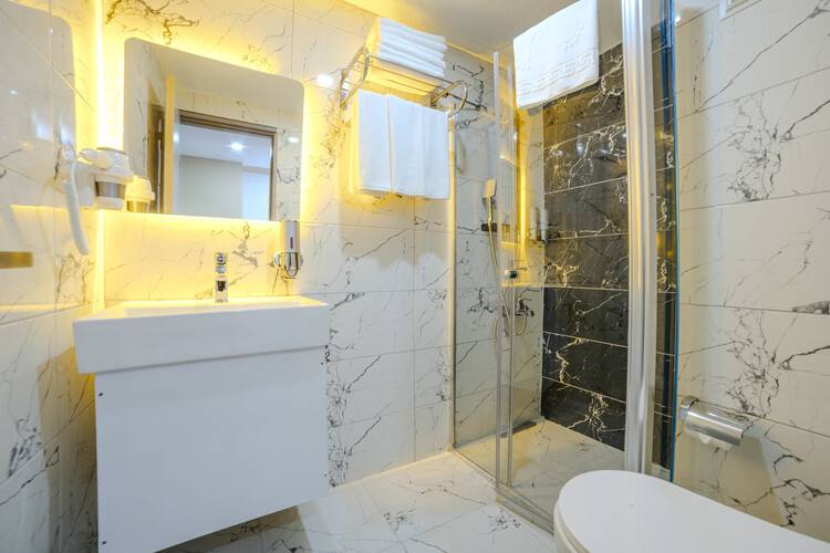 Ozer Palace Hotel