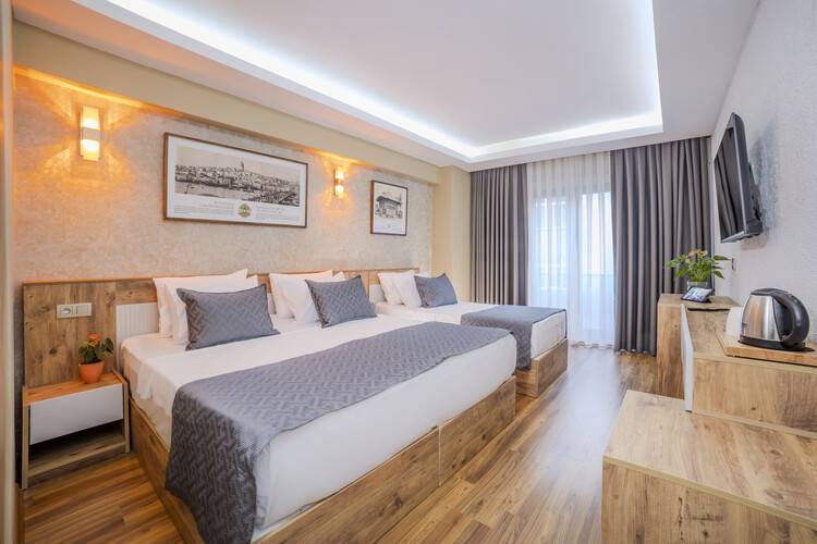 Ozer Palace Hotel