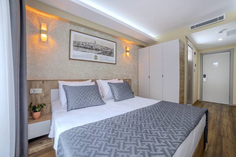 Ozer Palace Hotel