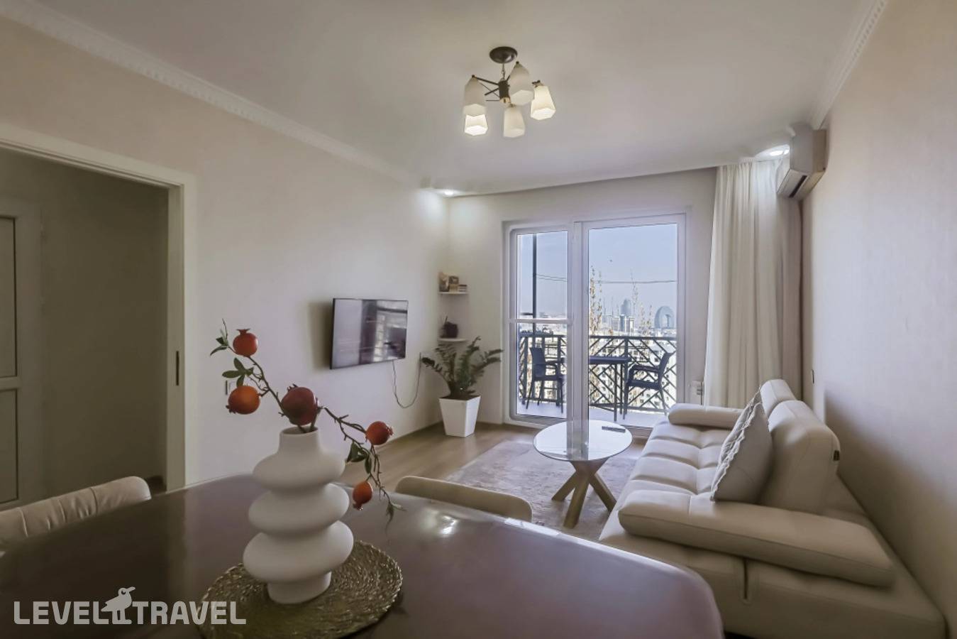 фотографии отеля Апартаменты Двухспальные С Гостиной Комнатой В Центре Города в Азербайджан(Баку) - фото №1